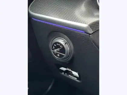 Photo 21 Mercedes Classe C 220 d 4MATIC AMG Line