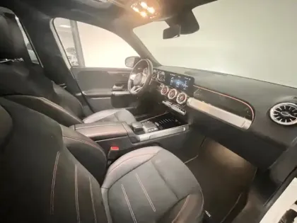 Photo 6 Mercedes GLB 200 d AMG Line