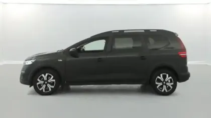 Photo 1 Dacia Jogger TCe 110 7 places Extreme + 5p