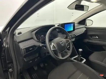 Photo 12 Dacia Jogger TCe 110 7 places Extreme + 5p