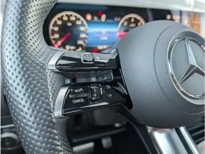 Photo 12 Mercedes Classe B 200 d AMG Line TO SIEGES ELECTRIQUES MEMOIRES CHAU