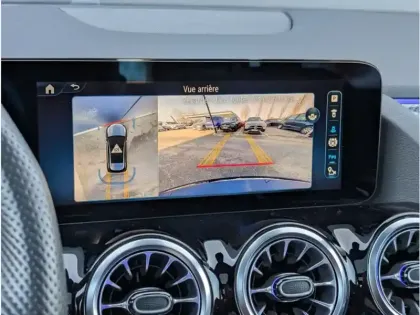 Photo 25 Mercedes Classe B 200 d AMG Line TO SIEGES ELECTRIQUES MEMOIRES CHAU