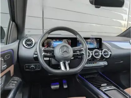 Photo 11 Mercedes Classe B 200 d AMG Line TO SIEGES ELECTRIQUES MEMOIRES CHAU