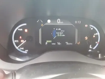 Photo 17 Toyota Yaris Hybride 1.5 HYBRID 116H TRAIL / PACK TECHNO