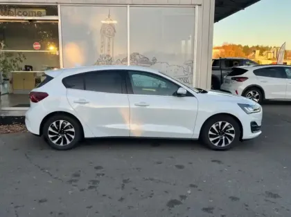 Photo 21 Ford Focus 1.0 EcoBoost mHEV 125ch Titanium X Business