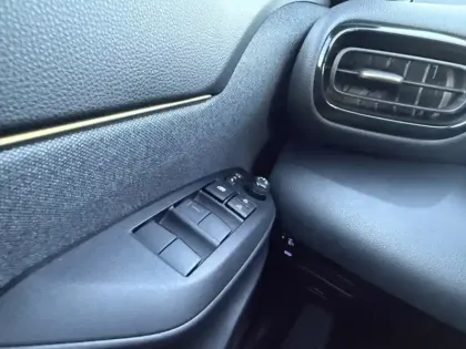 Photo 19 Toyota Yaris Hybride 1.5 HYBRID 116H TRAIL AUTO