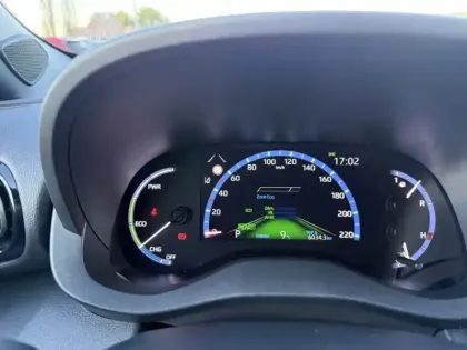 Photo 13 Toyota Yaris Hybride 1.5 HYBRID 116H TRAIL AUTO