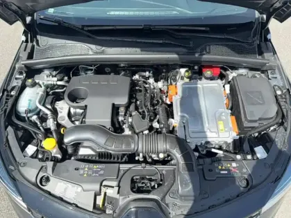 Photo 20 Renault Clio E-Tech full hybrid 145 GSR2 Esprit Alpine 5p