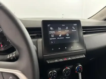 Photo 17 Renault Clio TCe 90 Equilibre 5p