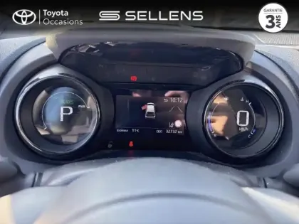 Photo 13 Toyota Yaris  116h Collection 5p