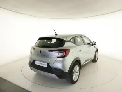 Photo 2 Renault Captur  1.6 E-Tech hybride 145ch Business -21