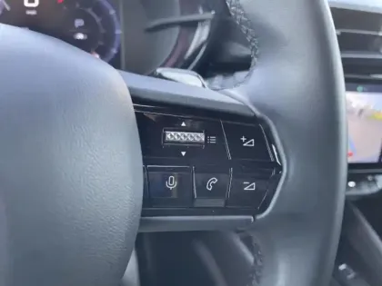 Photo 14 Alfa Romeo Junior  1.2 Ibrida 136ch DCT6