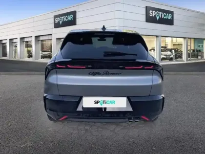 Photo 4 Alfa Romeo Junior  1.2 Ibrida 136ch DCT6