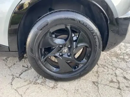 Photo 10 Alfa Romeo Junior  1.2 Ibrida 136ch DCT6