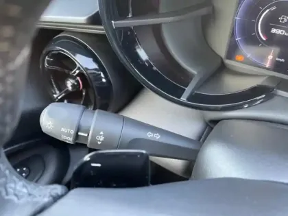 Photo 13 Alfa Romeo Junior  1.2 Ibrida 136ch DCT6