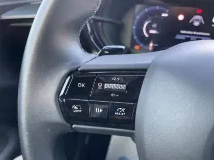 Photo 12 Alfa Romeo Junior  1.2 Ibrida 136ch DCT6