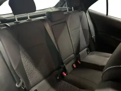 Photo 8 Toyota Corolla  122h Dynamic Business + Programme Beyond Zero Academy MY22