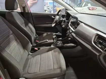 Photo 10 Kia Stonic  1.0 T-GDi 100 ch Active