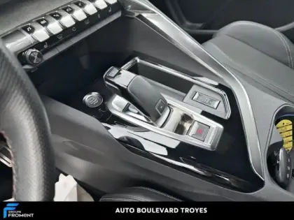 Photo 13 Peugeot 3008  1.5 BlueHDi 130ch S&S GT EAT8