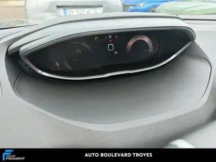 Photo 9 Peugeot 3008  1.5 BlueHDi 130ch S&S GT EAT8