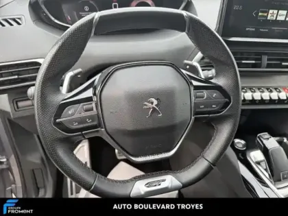Photo 8 Peugeot 3008  1.5 BlueHDi 130ch S&S GT EAT8