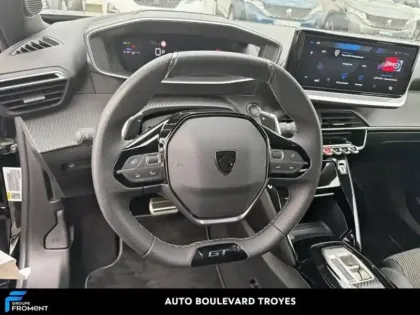 Photo 8 Peugeot 2008  1.2 Hybrid 145ch GT e-DCS6