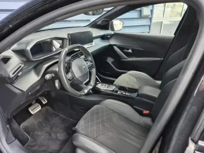 Photo 7 Peugeot 208  e- 136ch GT Pack