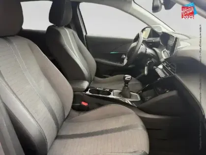 Photo 4 Peugeot 208  1.2 PureTech 100ch S&S Allure  Pack