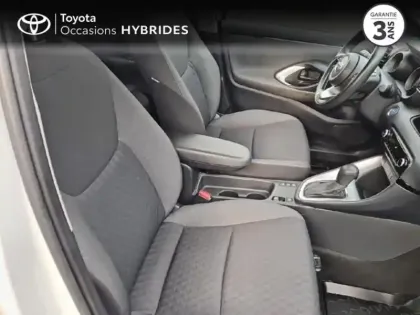 Photo 5 Toyota Yaris  116h Design 5p