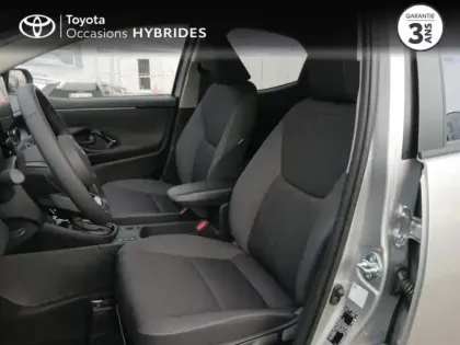 Photo 10 Toyota Yaris  116h Design 5p MY25