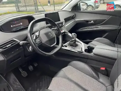 Photo 14 Peugeot 3008  1.5 BlueHDi 130ch E6.c Allure Business S&S  6cv
