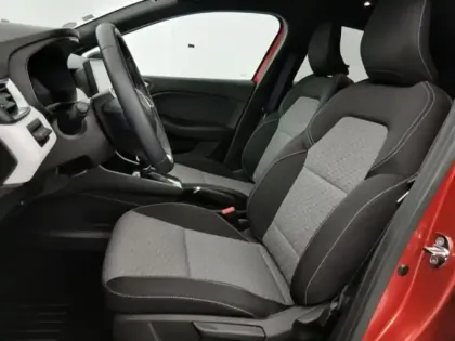 Photo 6 Renault Clio  1.6 E-Tech 140ch Limited -21