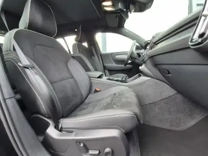 Photo 14 Volvo Xc40  B3 163ch Ultra DCT 7