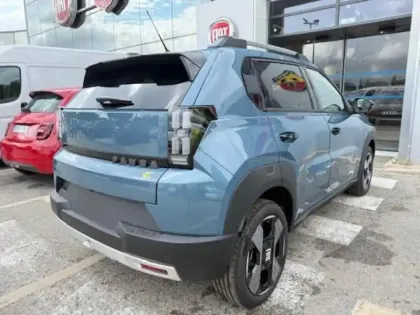 Photo 5 Fiat Panda Grande  Electrique 113ch La Prima