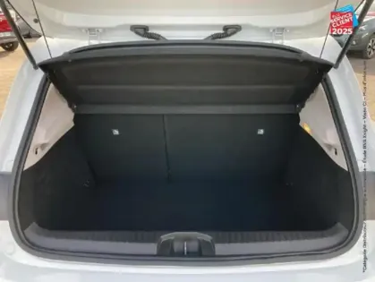 Photo 13 Renault Clio  1.6 E-Tech hybride 140ch Business -21N GPS Radar AR