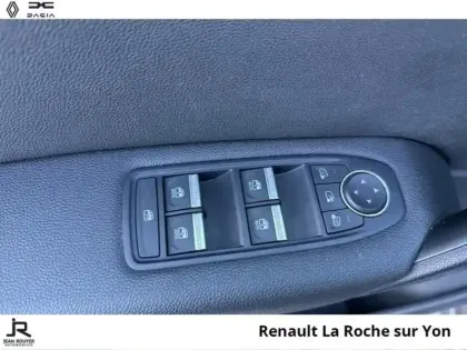 Photo 14 Renault Captur  1.6 E-Tech hybride 145ch Techno