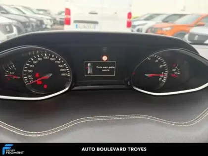 Photo 9 Peugeot 5008 Gén. II Ph1 Allure Business 5