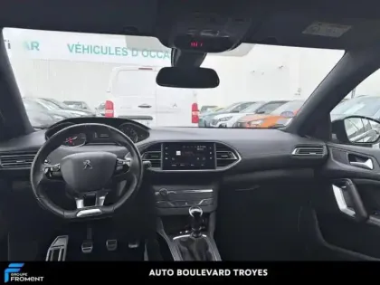 Photo 7 Peugeot 5008 Gén. II Ph1 Allure Business 5