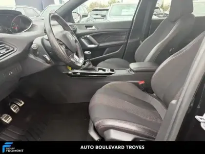 Photo 10 Peugeot 5008 Gén. II Ph1 Allure Business 5