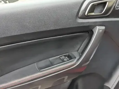 Photo 10 Ford Ranger  2.0 TDCi 213ch Super Cab Stormtrak BVA10