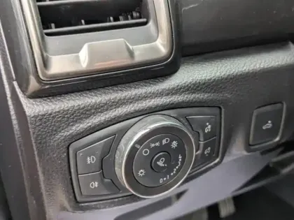 Photo 12 Ford Ranger  2.0 TDCi 213ch Super Cab Stormtrak BVA10