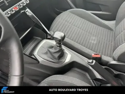 Photo 28 Peugeot 2008  1.5 BlueHDi 110ch S&S Style