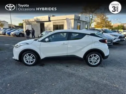 Photo 2 Toyota C-HR  122h Dynamic Business 2WD E-CVT + Programme Beyond Zero Academy MY22
