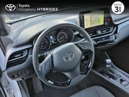 Photo 8 Toyota C-HR  122h Dynamic Business 2WD E-CVT + Programme Beyond Zero Academy MY22