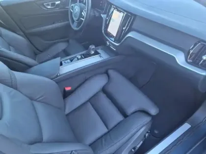 Photo 14 Volvo V60  B4 197ch Ultra Style Dark DCT 7