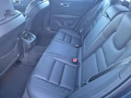 Photo 13 Volvo V60  B4 197ch Ultra Style Dark DCT 7