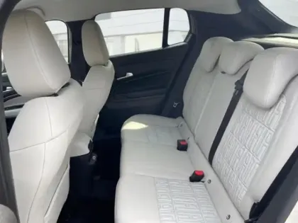 Photo 8 Fiat 600  1.2 Hybrid 100ch DCT6