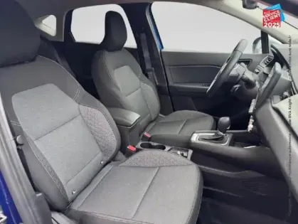 Photo 4 Renault Captur  1.6 E-Tech hybride 145ch Evolution