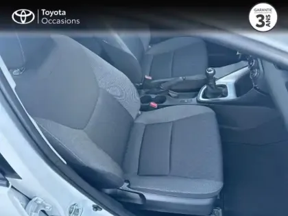 Photo 5 Toyota Yaris  70 VVT-i Dynamic 5p MY22