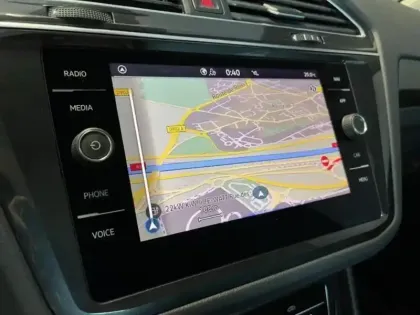 Photo 8 Volkswagen Tiguan  2.0 TDI 150ch Elegance DSG7